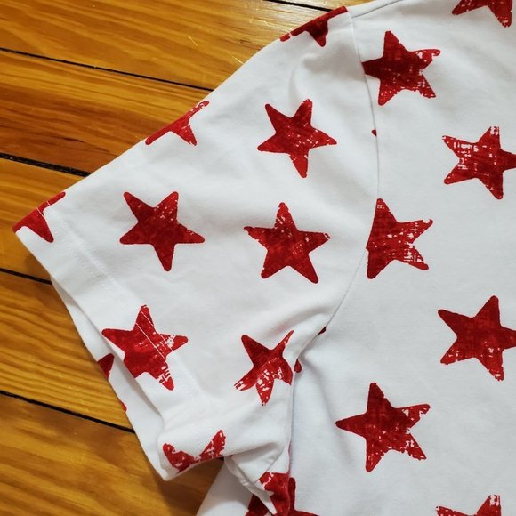 d&co Active White Tee With Red Stars, Pockets, and Side Slits - NWOT Sz L - Picture 6 of 8